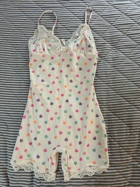 SKIMS Cream Heart-Print Lace-Trim Romper Sleepwear